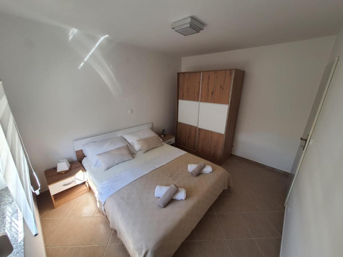 Zrinec Apartment Vir